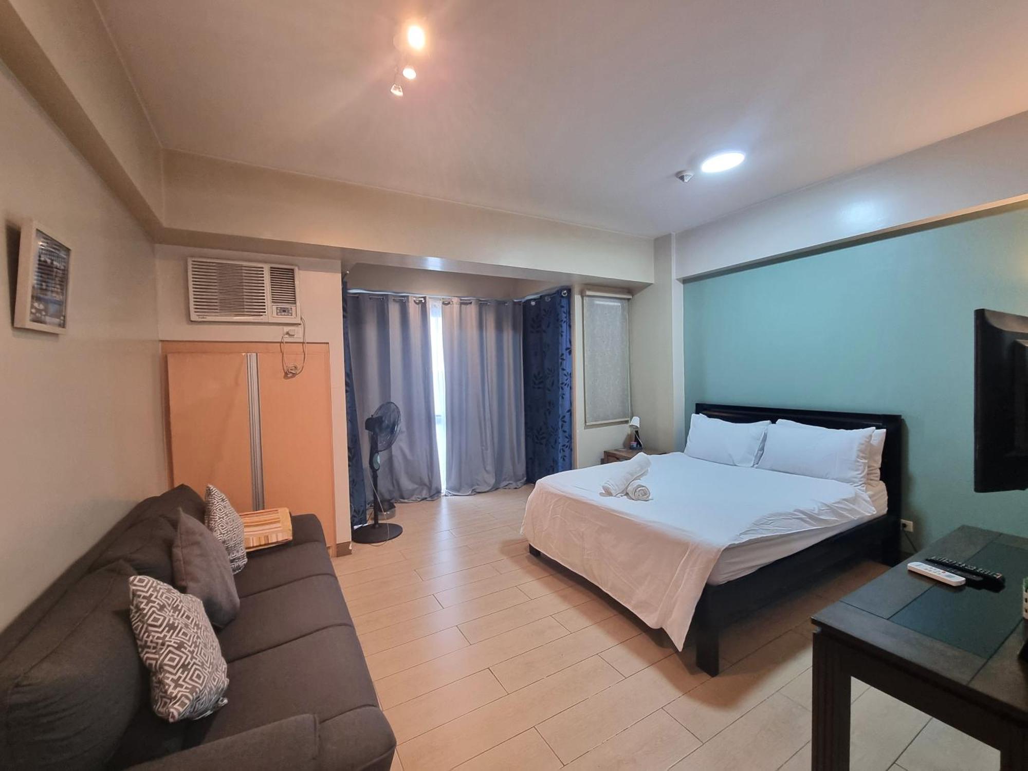 Palm Tree Condos Near Mnl Airport Terminal 3 By Elr Manila Exterior photo